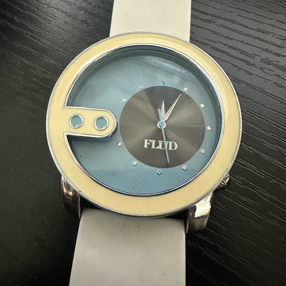 FLUD watch with white band